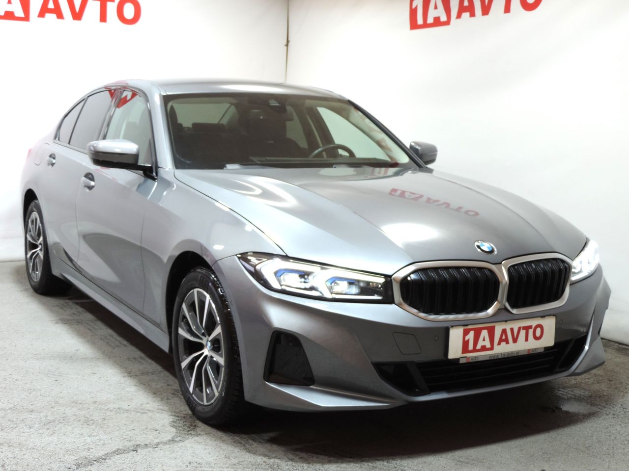 Zunanja slika - BMW Serija 3 - 320i xDrive LASER-USNJE-HEAD UP...... - 3