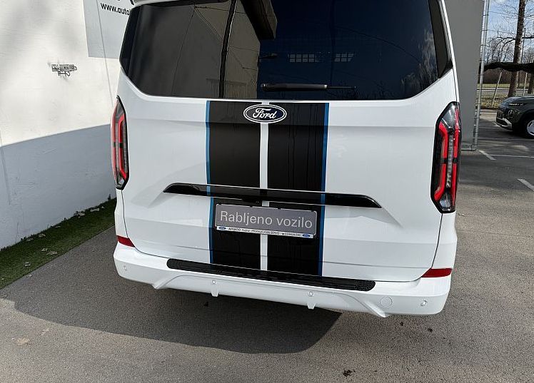 Zunanja slika - Ford Tourneo - Custom Sport 2.0 TDCi  170 kM  8st. Avtomatik - 4