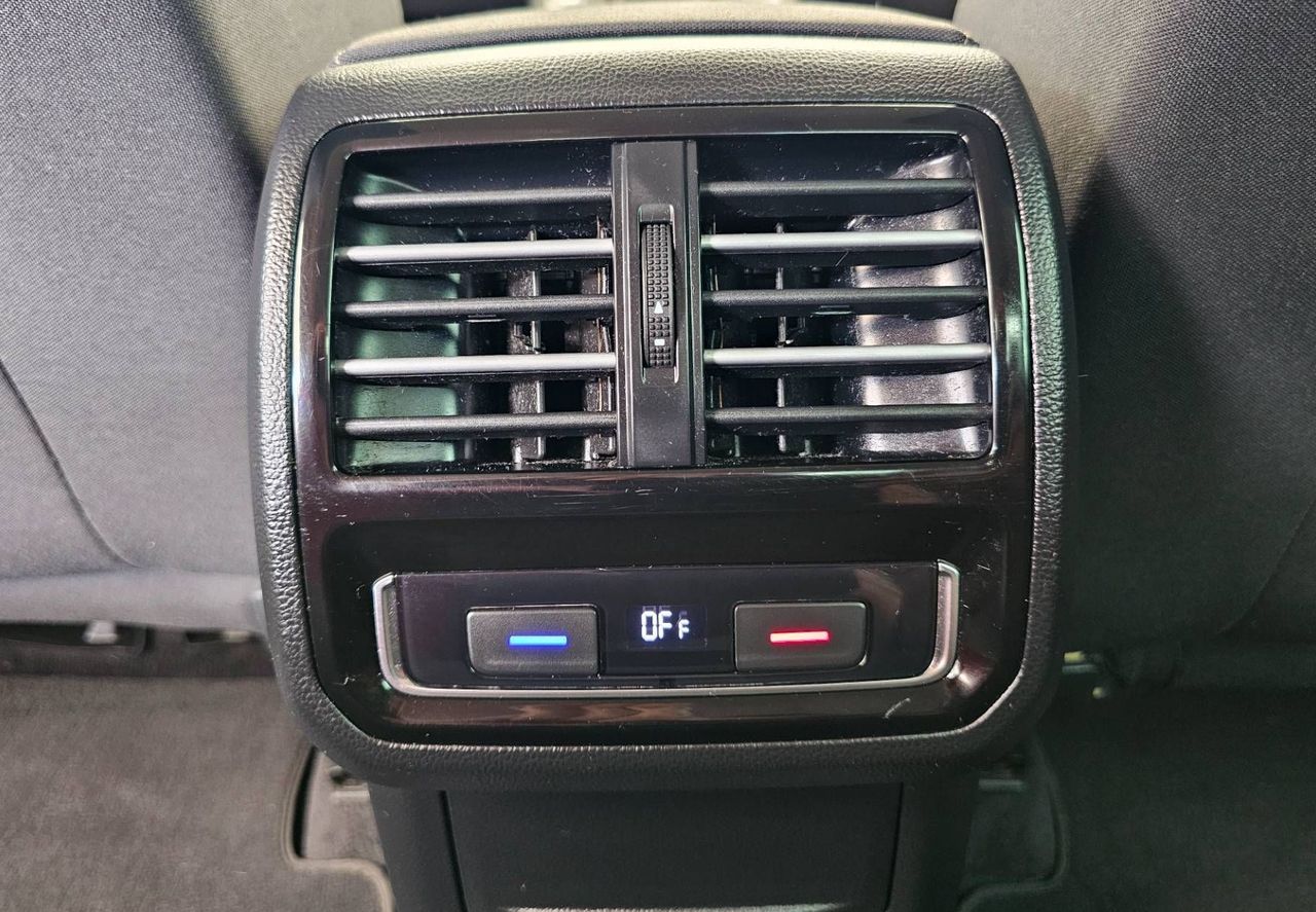 Zunanja slika - VW Passat - 2.0 TDI-SPORT LINE- FULL LED-LIMUZINA-1 LASTNIK-.. - 19