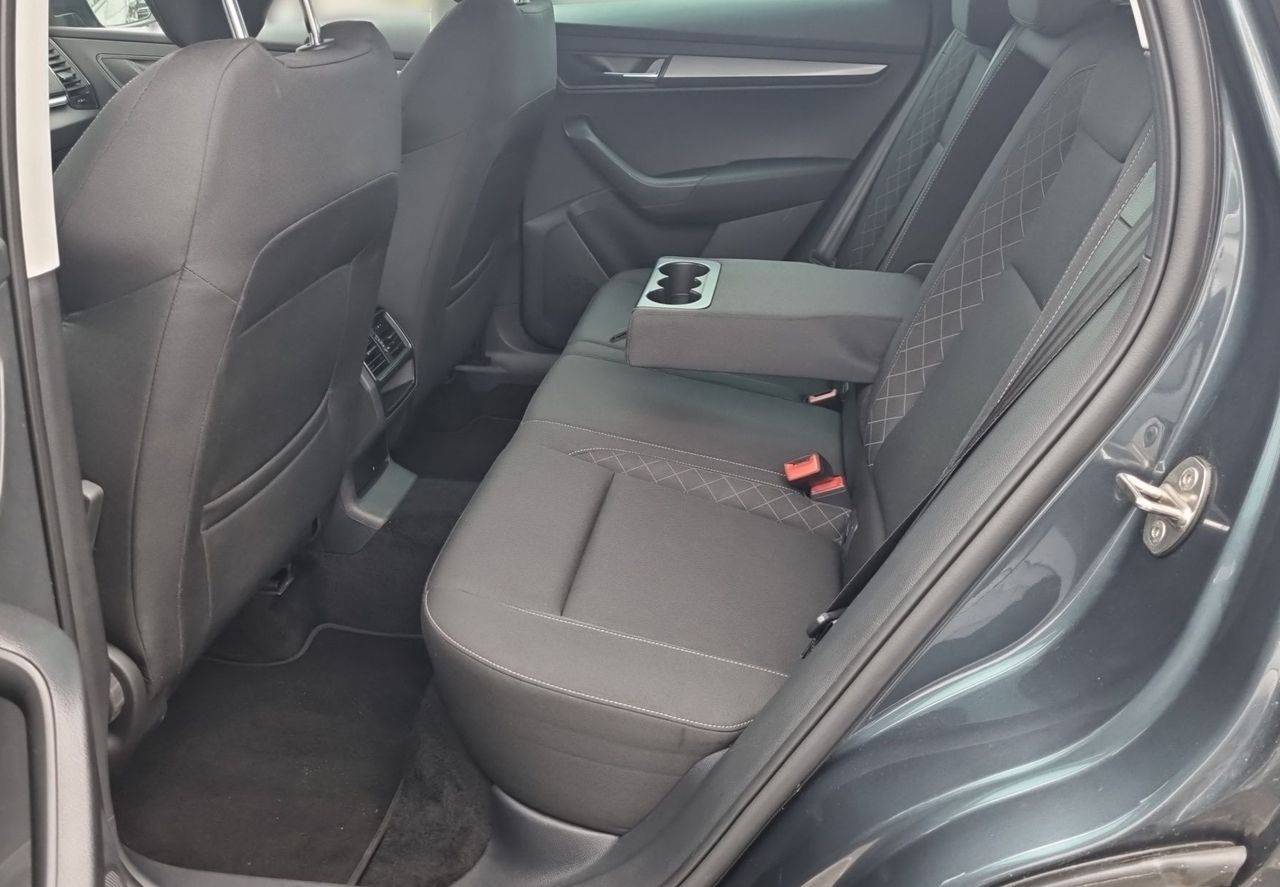 Zunanja slika - Škoda Karoq - Active 1.6 TDI - 11