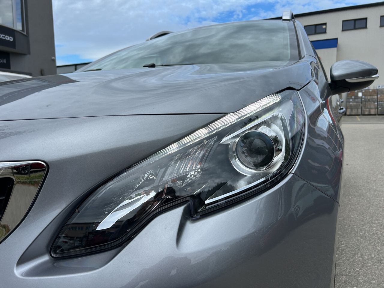 Zunanja slika - Peugeot 2008 - 1,2 PureTech 82 Style - 19