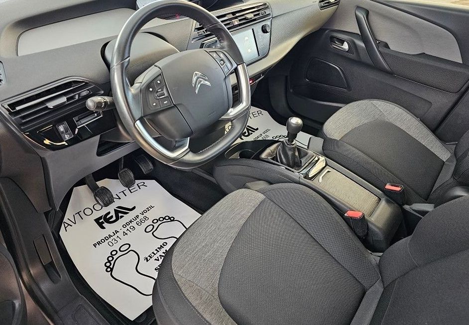 Zunanja slika - Citroën C4 - Picasso 1.2 PT-1 LASTNIK-SERVISNA KNJIGA-FACELIFT-ODLIČEN - 9