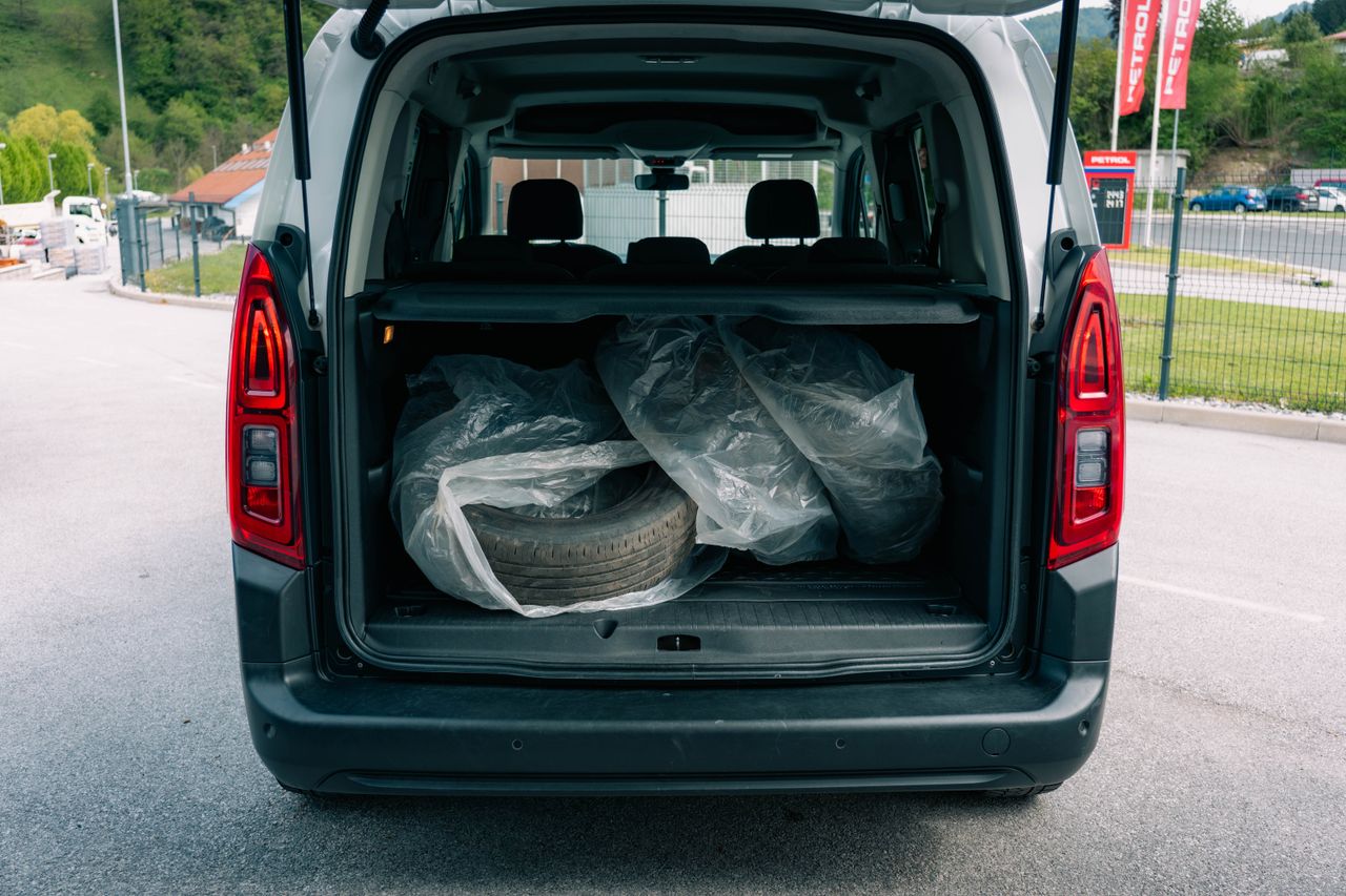 Zunanja slika - Citroën Berlingo - 1,5 BlueHDi 130 S&S Live M - 12