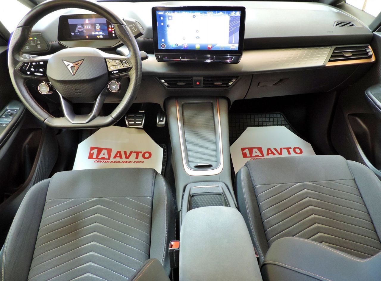 Zunanja slika - Cupra Born - Boost 170 Kw  ACC-LED-KAMERE 360-MRTVI KOT - 13