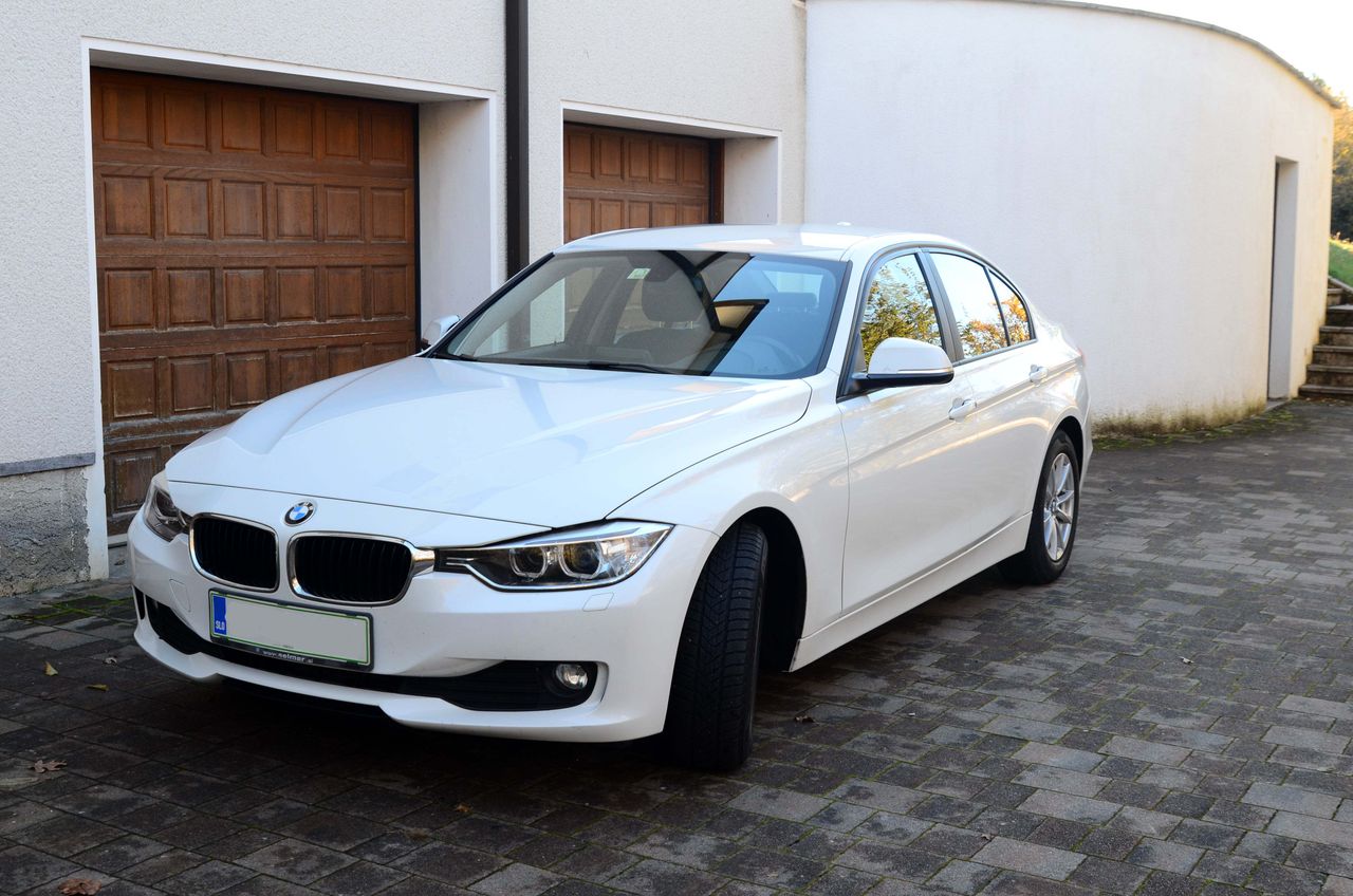 Zunanja slika - BMW Serija 3 - 318d - 2