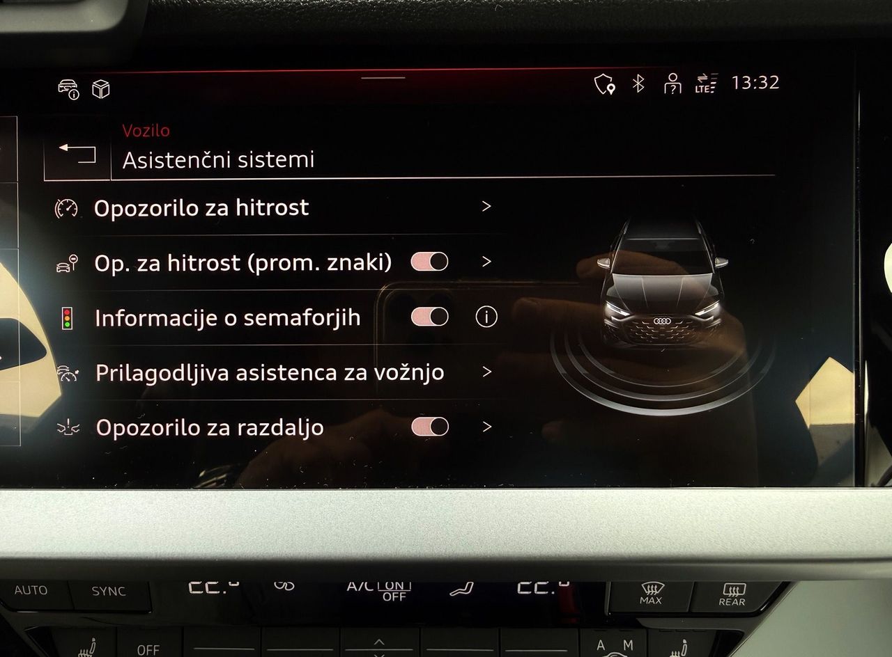 Zunanja slika - Audi A3 - 30 TFSI AVT|LED|VIRTUAL|RADAR|VELIKA NAVI|18C - 15