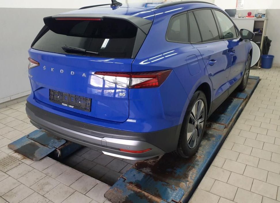 Zunanja slika - Škoda Enyaq - IV 132kW.KAMERA.KLJUKA.LED.NAVI.GRE.SED-3000 SUBVENCI - 3