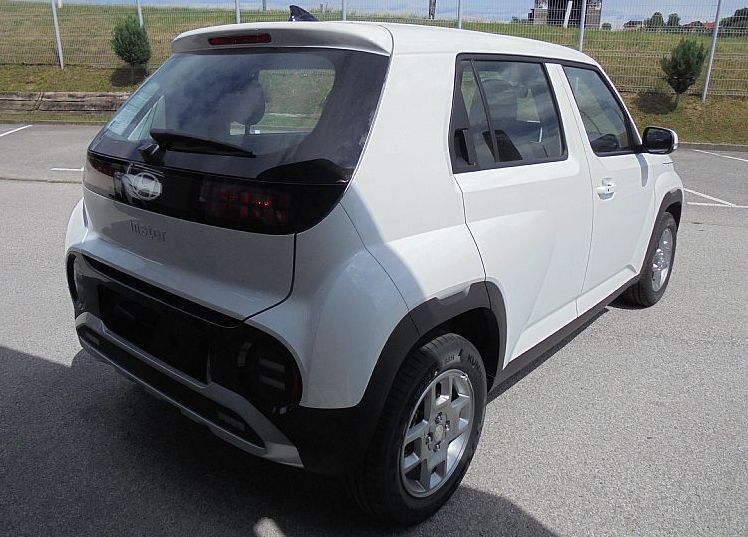 Zunanja slika - Hyundai Inster - 42 kWh Trend°PLUS°COMFORT°- 7200 EUR SUBV. - 4