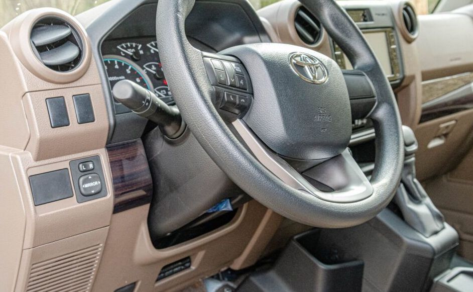 Zunanja slika - Toyota Land Cruiser - 4.0 V6 - 5