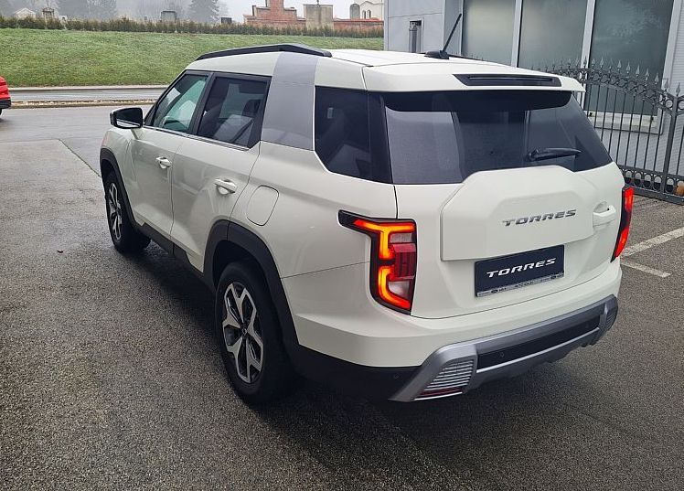Zunanja slika - KG Mobility Torres - 1.5 T-GDi Adventure 4x2 A T - 7