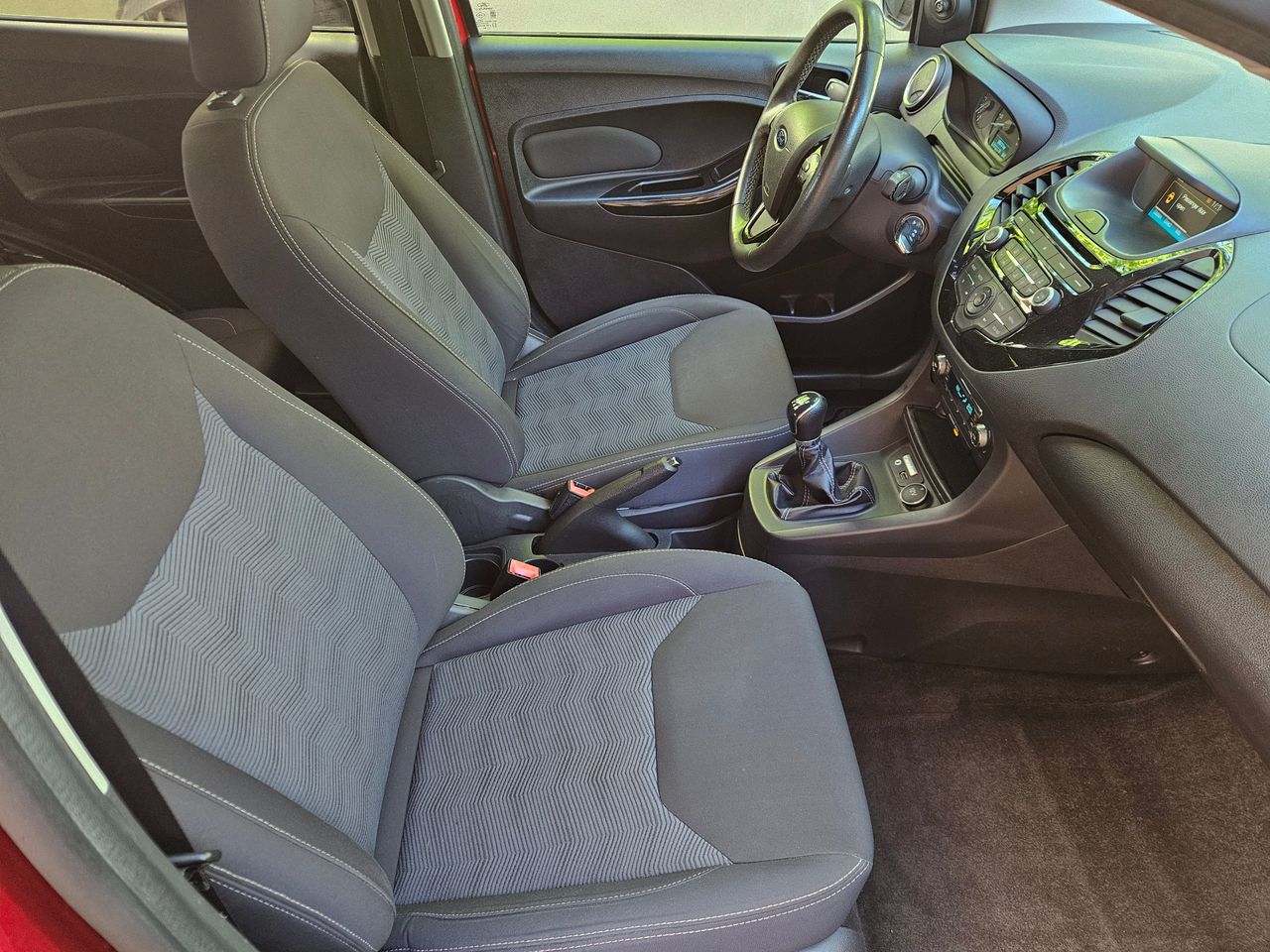 Notranja slika - Ford Ka - + 1,2 Trend - 11