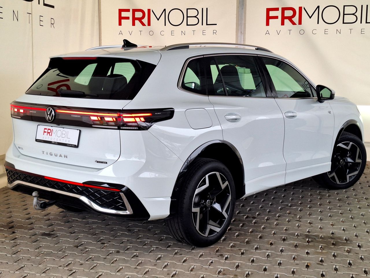 Zunanja slika - VW Tiguan - 2.0 TDI 4MOTION DSG R-Line•LED•VL.KLJUKA•VIRTUAL• - 5