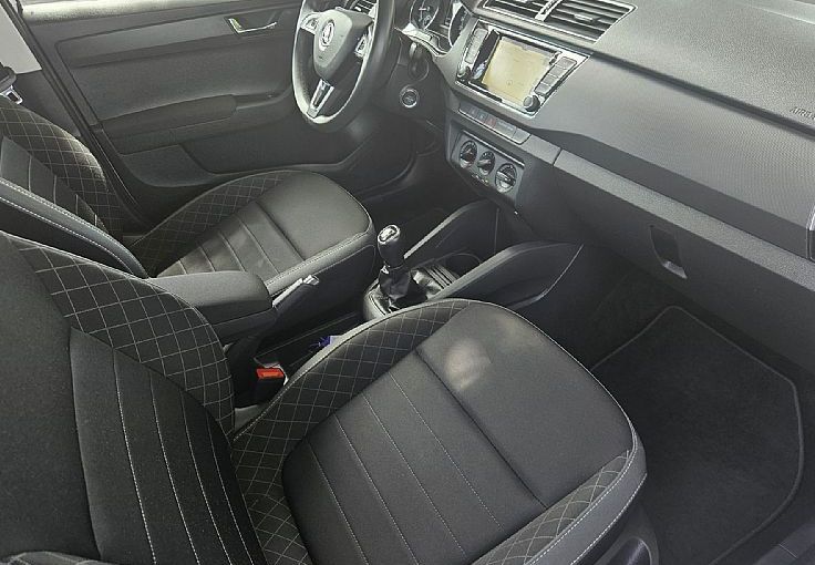 Zunanja slika - Škoda Fabia - 1.0 60ks °1.LASTNIK° °16-COL° °NAVIGACIJA °LED° - 9
