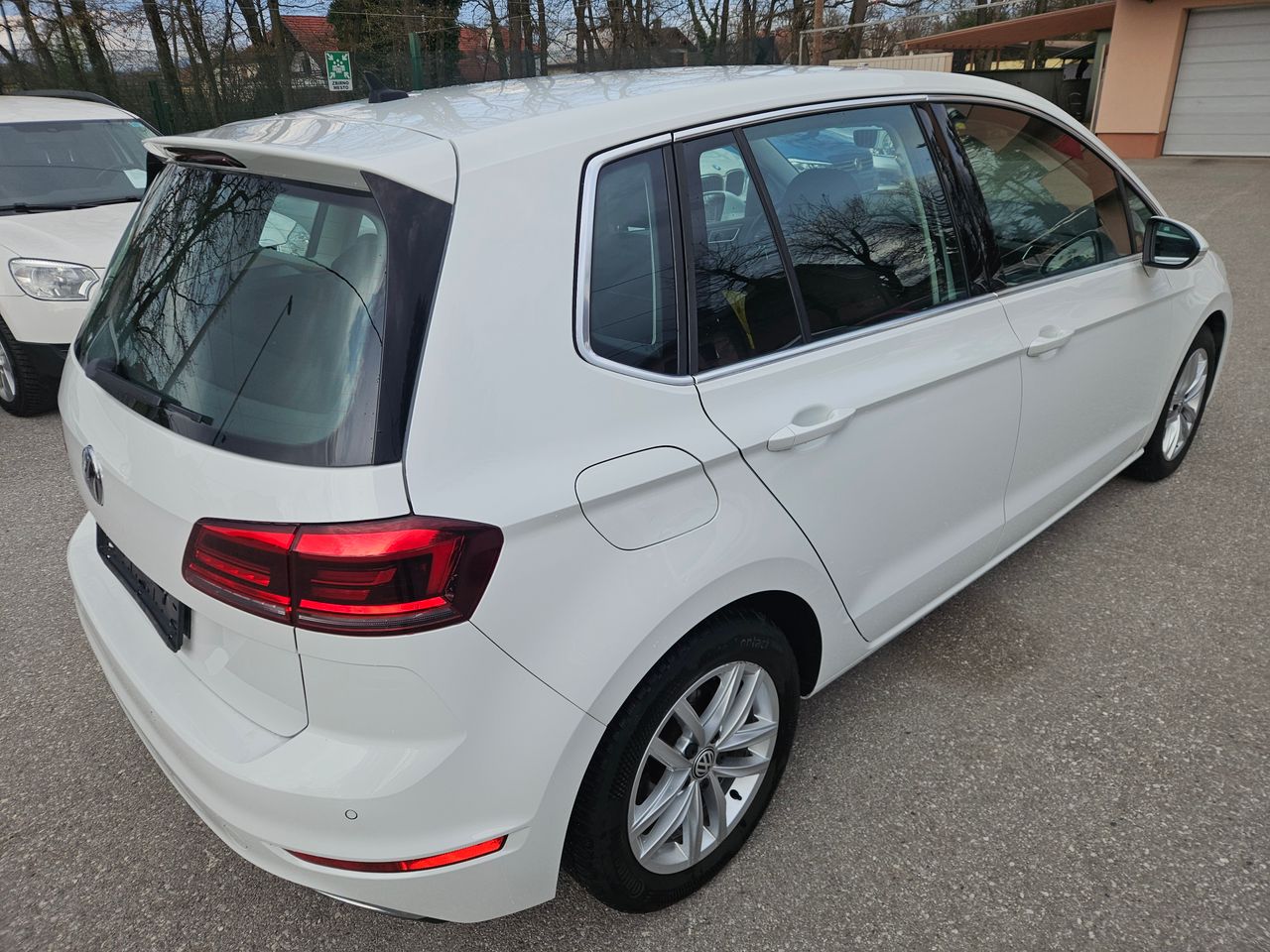 Zunanja slika - VW Golf - Sportsvan 1,5 TSI ACT Highline - 3