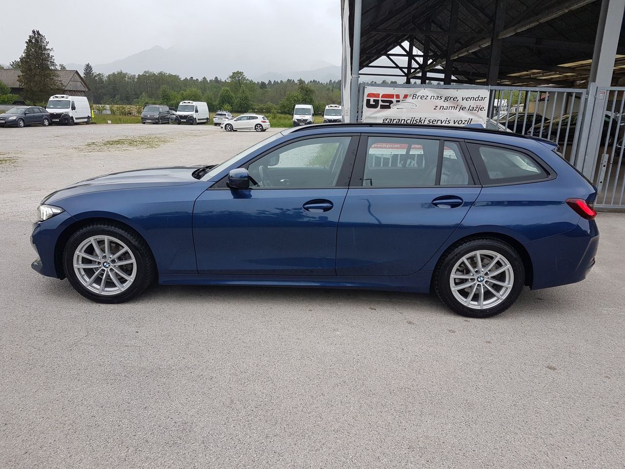 Zunanja slika - BMW Serija 1 - serija 3 Touring 318d Touring Avt. - Facelift, Widescreen, Sport. - 4