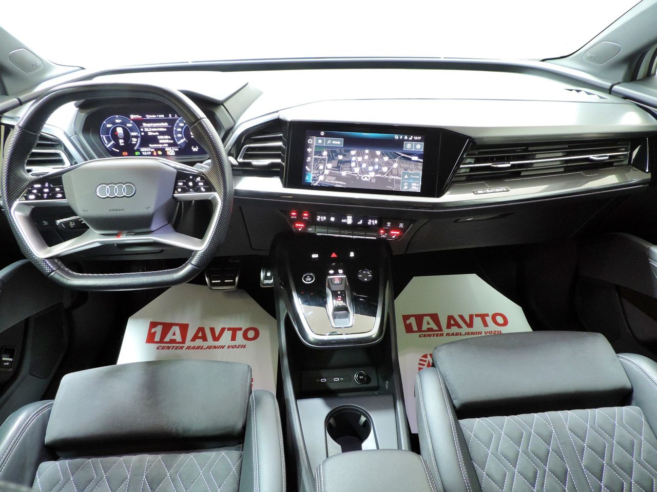 Zunanja slika - Audi e-tron - SB 40 - 13