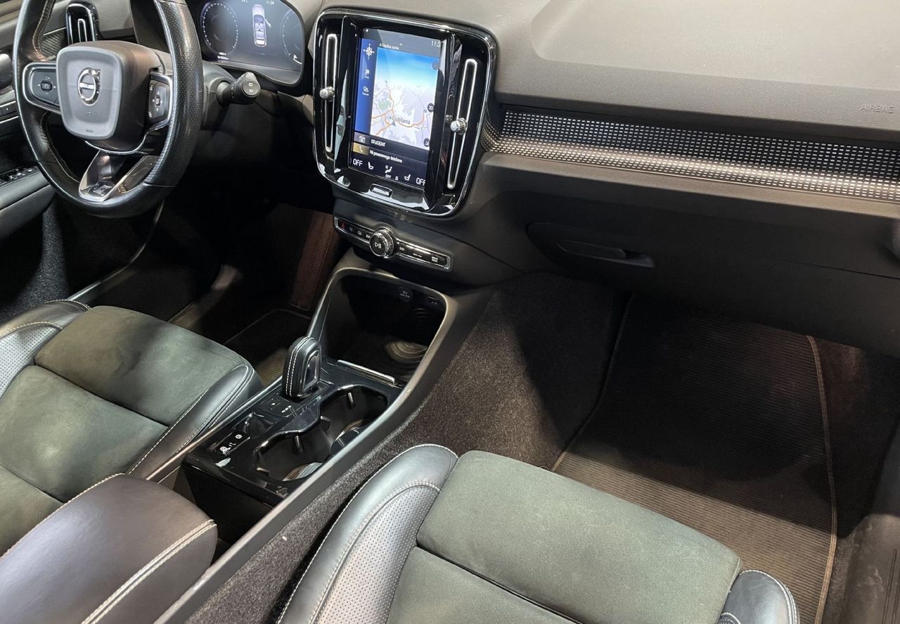 Zunanja slika - Volvo XC40 - D4-AWD-R-DESIGN-PANO-NAVI-ACC-MEMORY-HARMAN-360KAM - 11