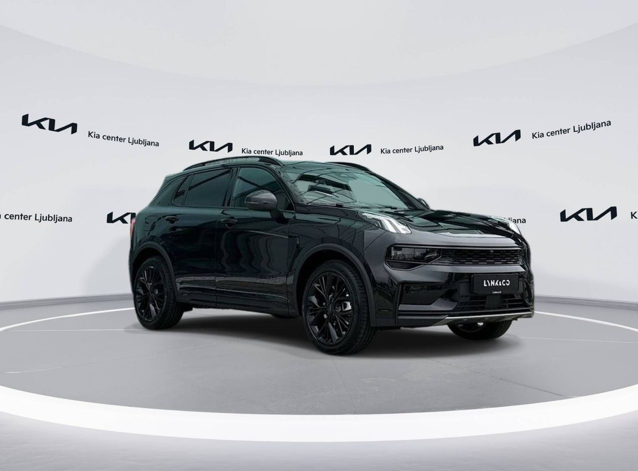 Zunanja slika - Lynk & Co 01 - More 2025 Priključni hibrid - 3