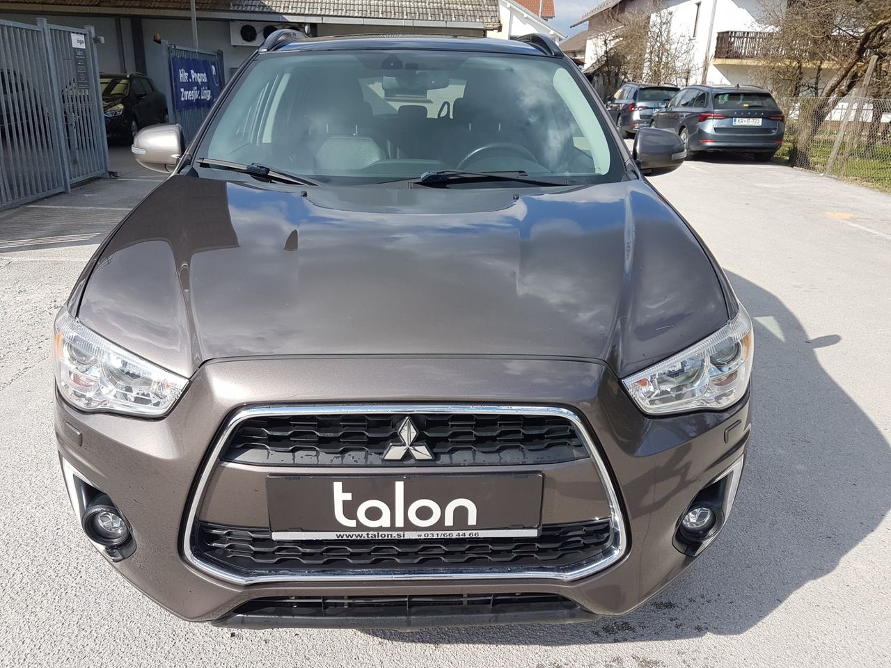 Zunanja slika - Mitsubishi ASX - 2.2 DID HP 4WD AUT. - 2