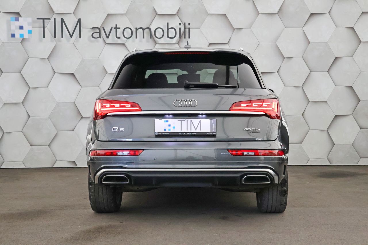 Zunanja slika - Audi Q5 - 40TDI Quattro S-Tronic S-Line 204KM - 6