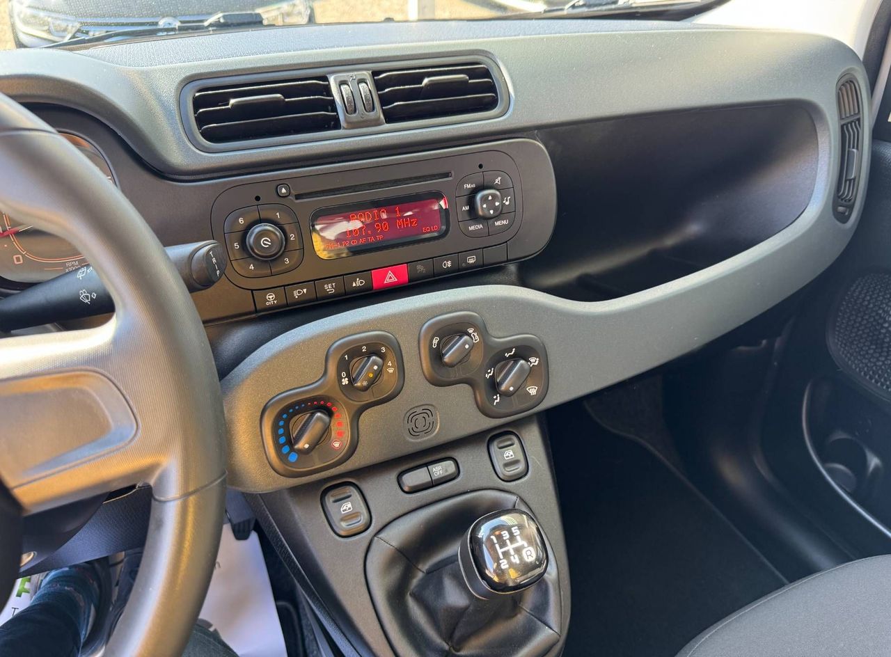 Zunanja slika - Fiat Panda - 1.2 8v°EASY°1.LASTNICA°KLIMA°CITY°EL.POMIK ST.° - 11