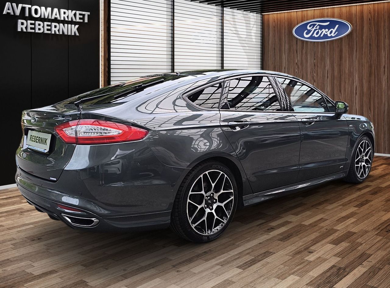 Zunanja slika - Ford Mondeo - 2.0TDCi ST LINE180PS-AWD-1.LAST.-LED-PANO-5 VRATNI - 6