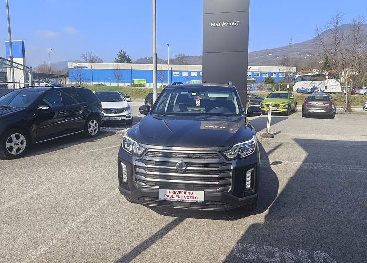 Zunanja slika - KG Mobility Musso - VENTURE 2.2 4WD TD AVTOMATIK - 1