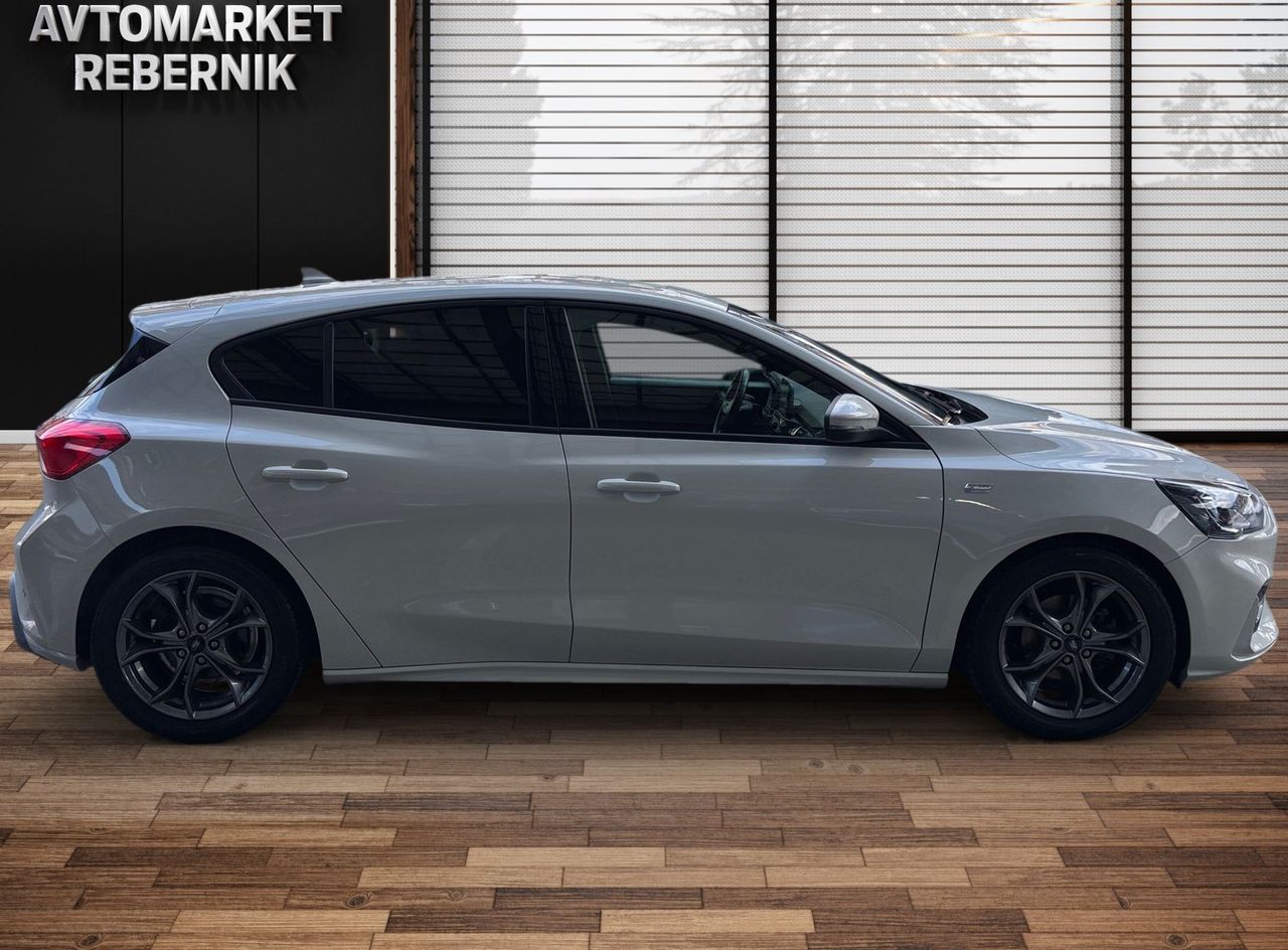 Zunanja slika - Ford Focus - ST-LINE 1.0 EcoBoost 125PS mHEV M6-LED-KAM-DAB - 3