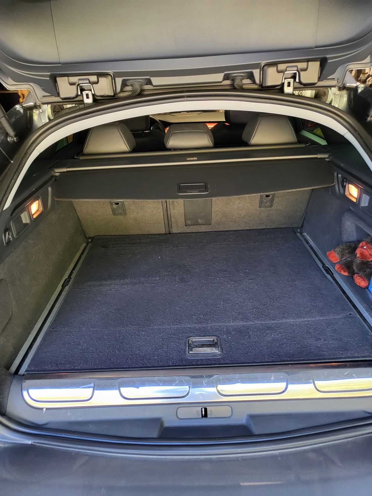 Notranja slika - Peugeot 508 - RXH Hybrid4 2,0 HDi FAP Avt. - 9