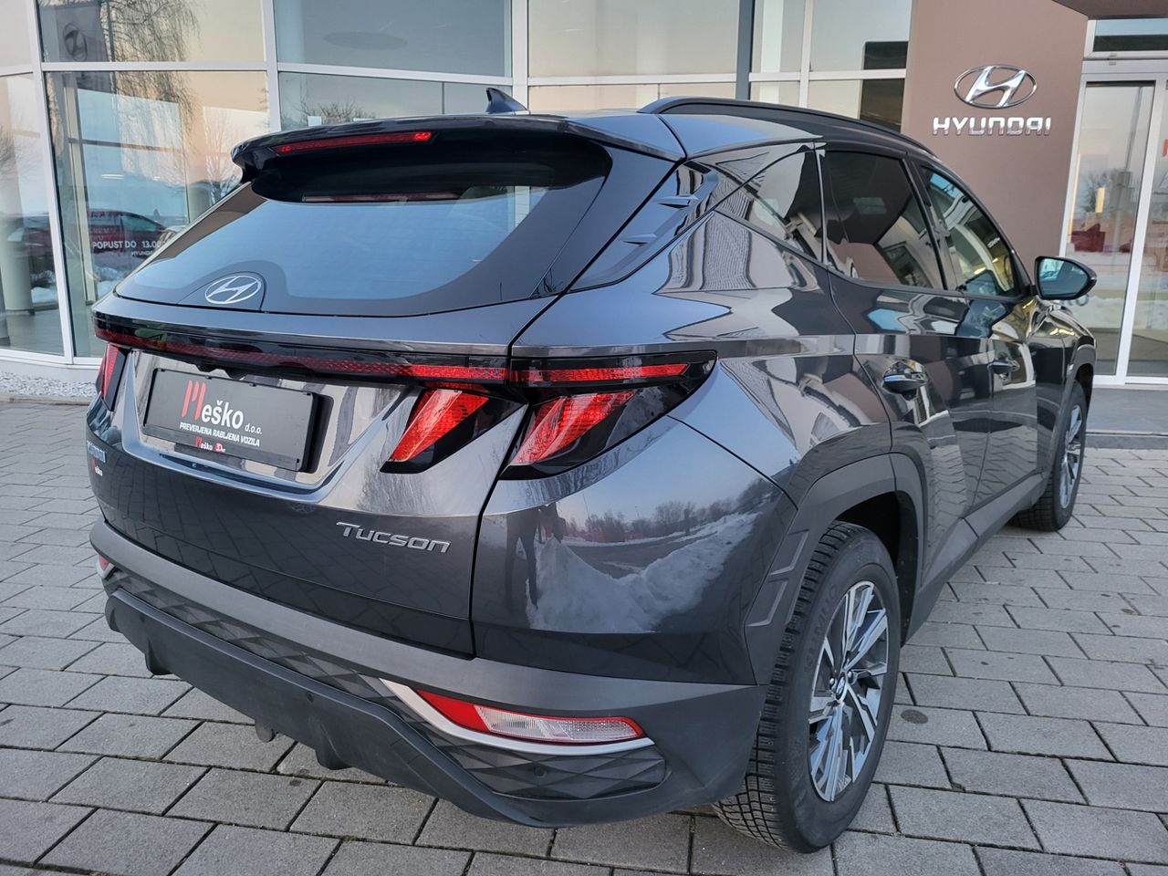 Zunanja slika - Hyundai Tucson - 1.6 T-GDI STYLE slo-1last-acc-alu-temp-pdc-kamera - 19