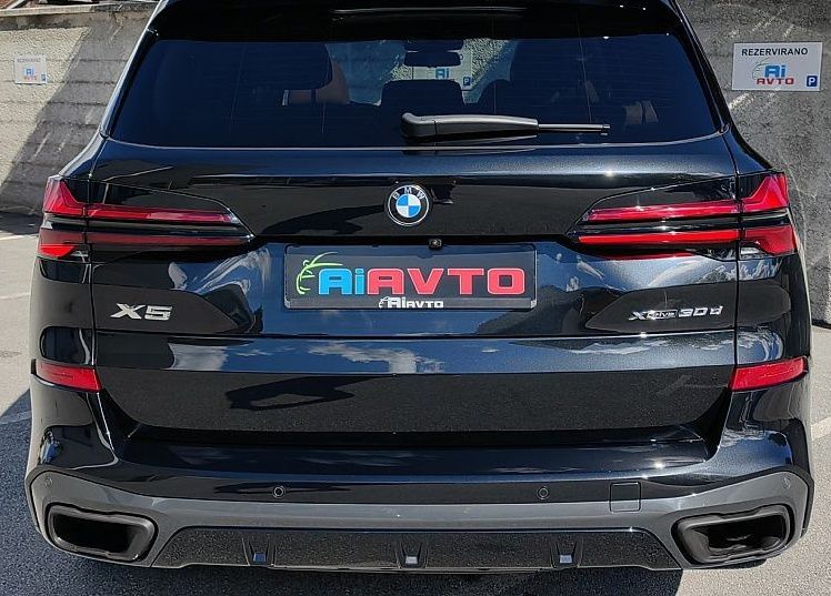 Zunanja slika - BMW X5 - serija : 30d-XD-M-PAKET-ZRAČNO-PANO-SOFT-CL-360KAM-LASER-22 - 7