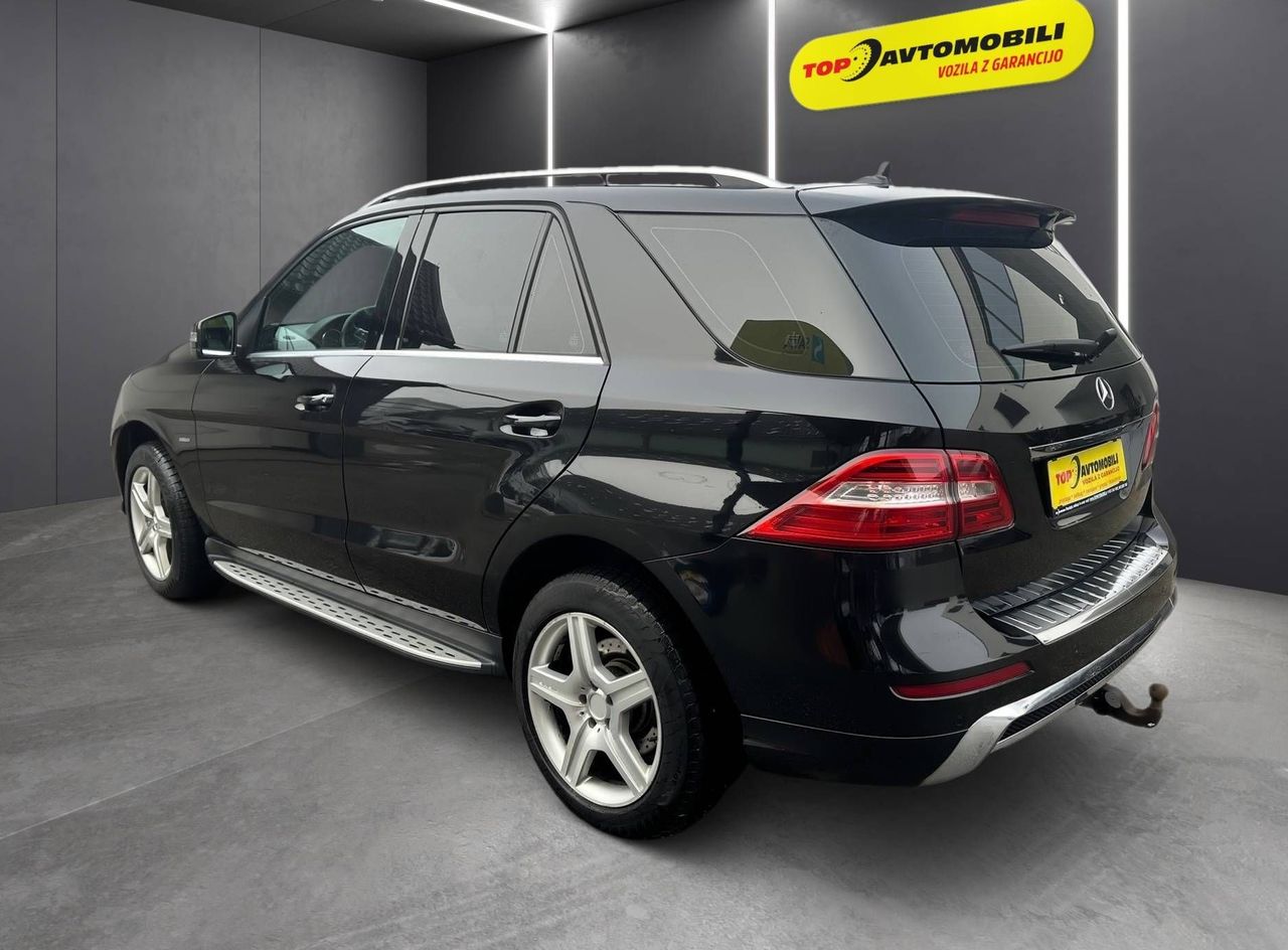 Zunanja slika - Mercedes-Benz ML-Razred - ML350 BlueTEC 4MATIC AMG LED NAVI TEMP KAM WEBAS - 5