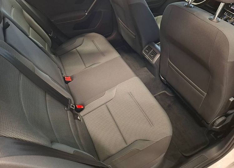 Zunanja slika - VW Golf - Variant 1.6 TDI 1 LASTNIK-SLO-ACC-MRTVI KOTI-2X PDC-LED - 9