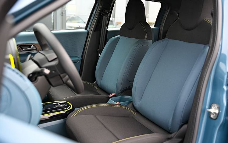 Zunanja slika - Fiat Grande Panda - 1.2 T-Gen3 110 AT6 Icon + ZIMSKE GUME - 7