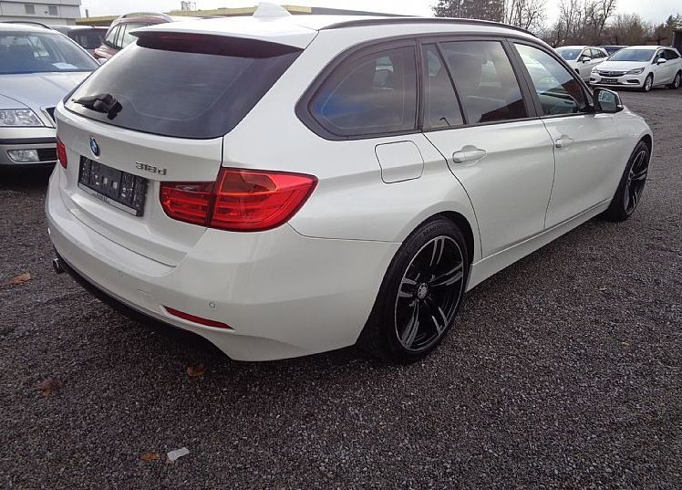 Zunanja slika - BMW Serija 3 - Touring: 318 d 143KM - tehnični do 8.9.2026 - 3