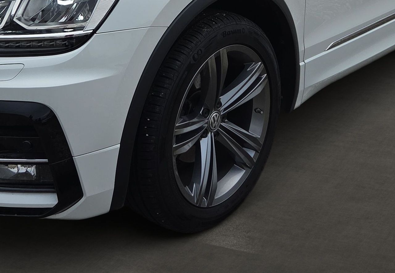 Zunanja slika - VW Tiguan - 2.0 TDI SCR 4MOTION BMT R-Line .rezerviran - 6