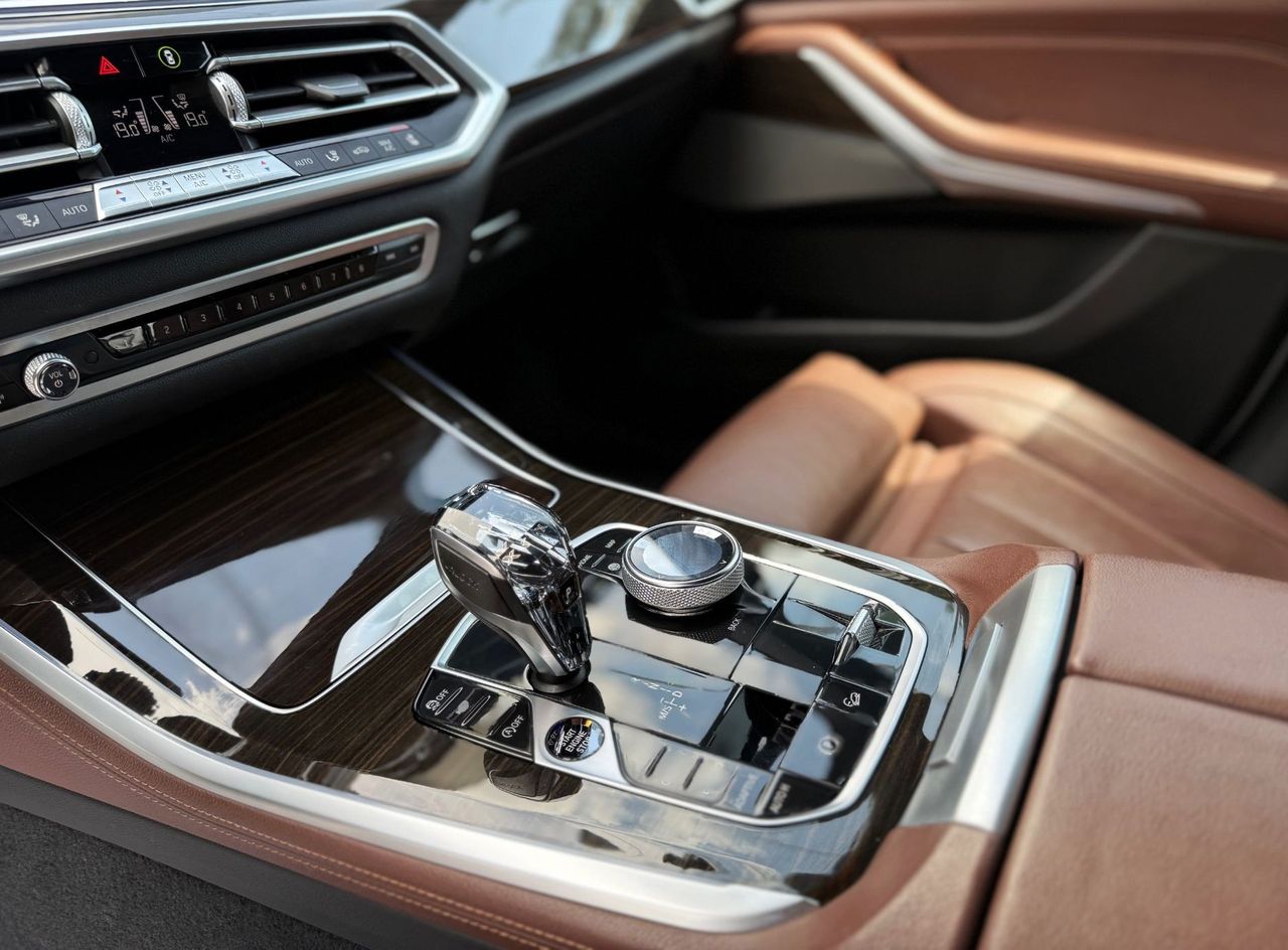 Zunanja slika - BMW X5 - serija : xDrive30d M-SPORT SLO FULL LED ZRAČNO ACC ALU21 - 16