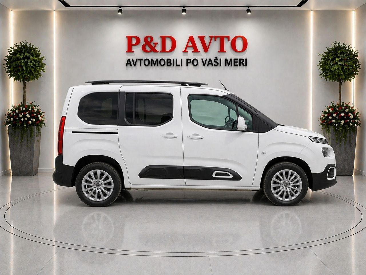 Zunanja slika - Citroën Berlingo - 1,5 BlueHDi 130 S&S Shine M - 2