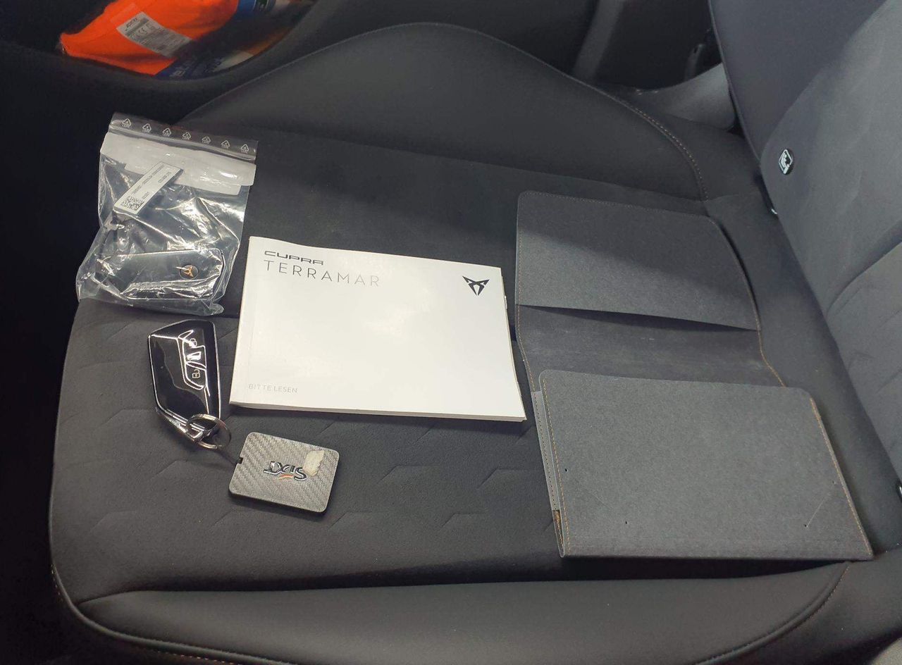 Zunanja slika - Cupra Terramar - 1.5 eTSI DSG.NEMŠKI.KAMERA.LED.NAVI.ACC.GRE.SED - 14