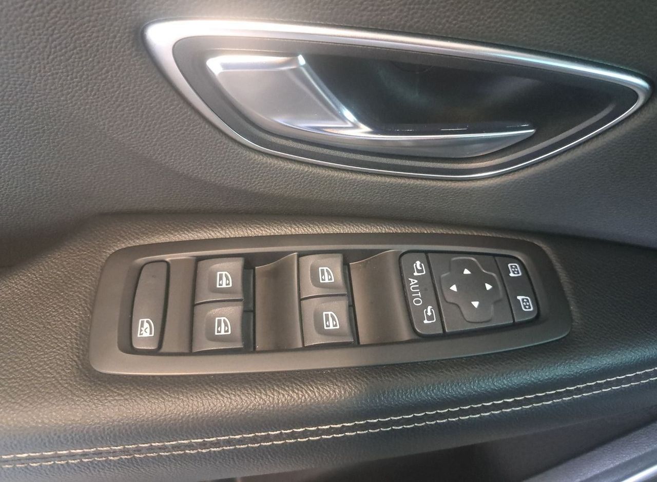 Zunanja slika - Renault Scénic - Grand Scenic Bose Energy dCi 130 Z ENOLETNIM JAMSTVOM 7 SEDEŽEV - 5