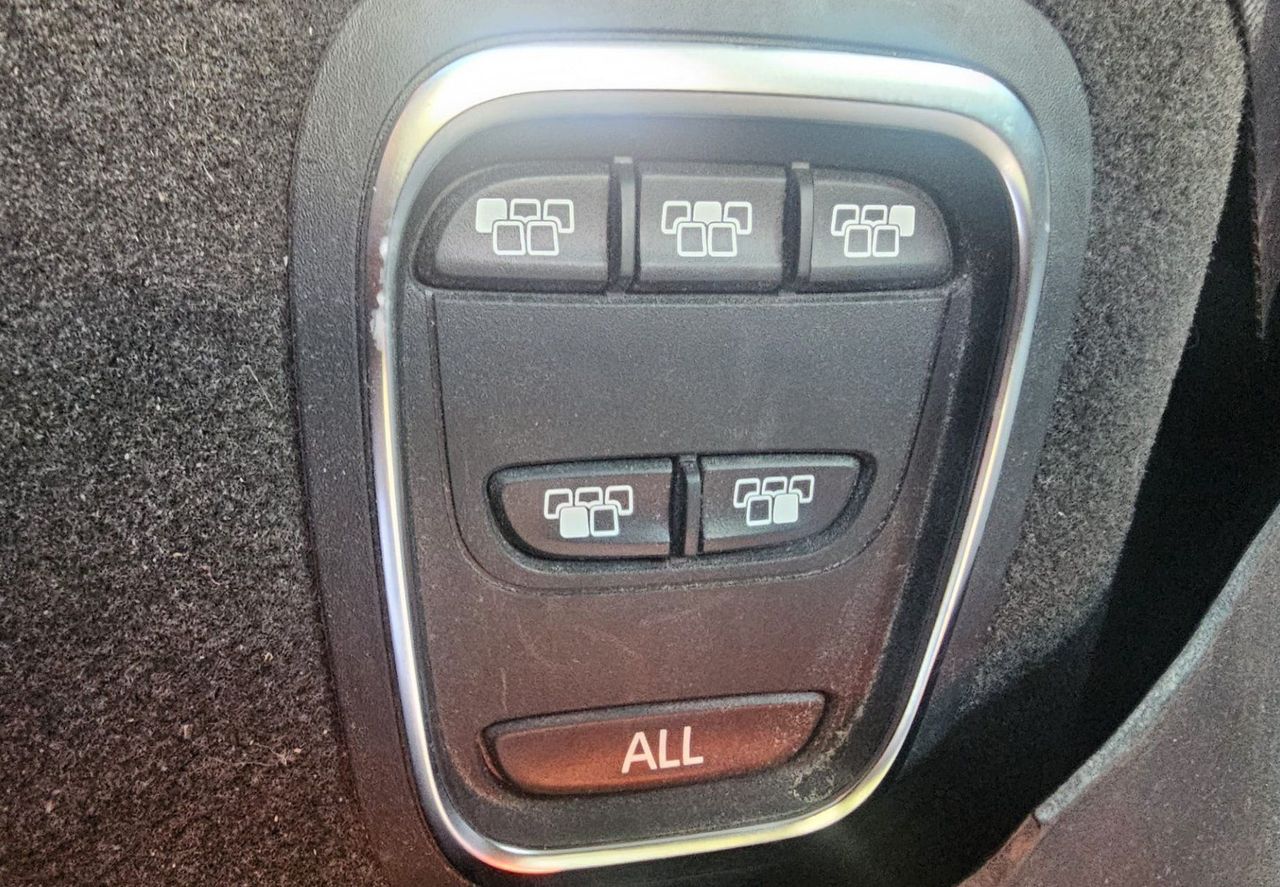 Zunanja slika - Renault Espace - 1.6 dCi 160 Initiale Paris - Full option - nov motor - 20