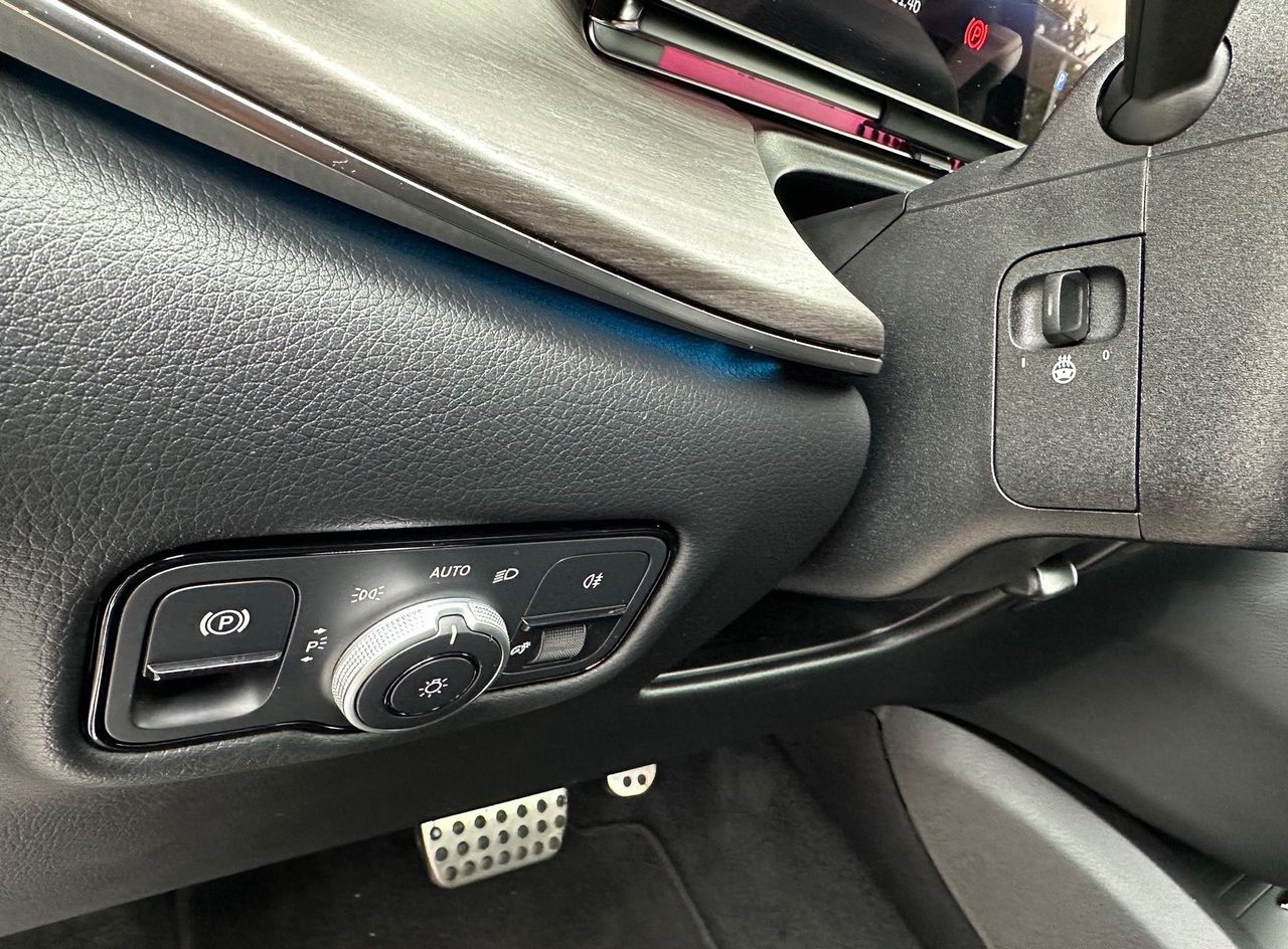 Zunanja slika - Mercedes-Benz V-Razred - V 250d 4M dolgi-PANORAMA-KAM360-BURMESTER-VK-20COL - 14