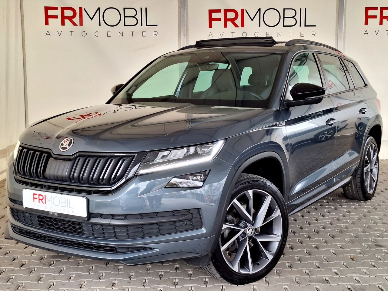 Zunanja slika - Škoda Kodiaq - 2.0 TDI 4X4 DSG•VIRTUAL•AMBIENT•PANORAMA - 1