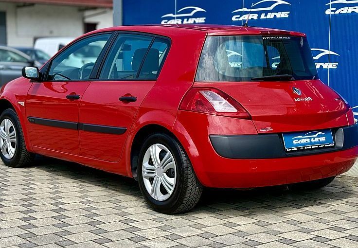 Zunanja slika - Renault Mégane - Megane  Berline 1.6 16V Dynamique Confort - 6