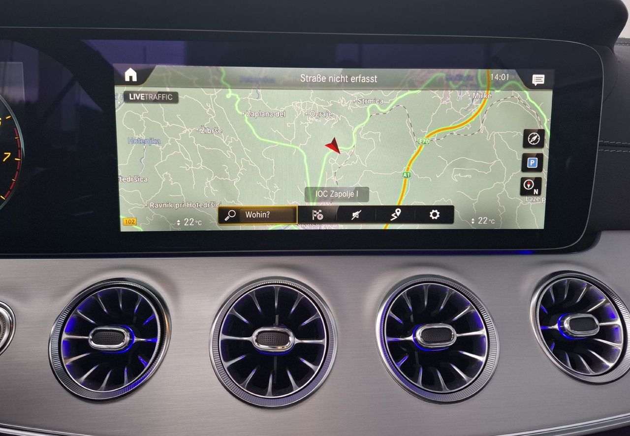 Zunanja slika - Mercedes-Benz E-Razred - E200 AMG LINE AVTOMATIK-BURMESTER HI-FI-KOT NOV - 18