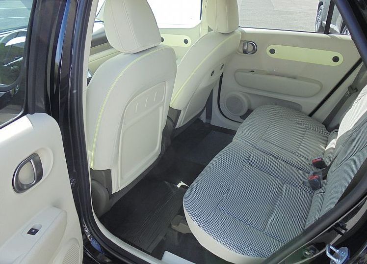 Zunanja slika - Hyundai Inster - 84kW 49kWh PREMIUM˘17 alu° Winter ° ZALOGA ° - 11