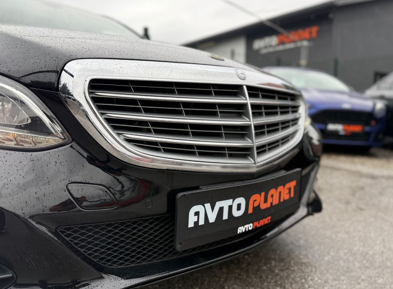 Zunanja slika - Mercedes-Benz E-Razred - E 200 BlueTEC ELEGANCE AUT. LED NAVI TEMPOMAT - 10