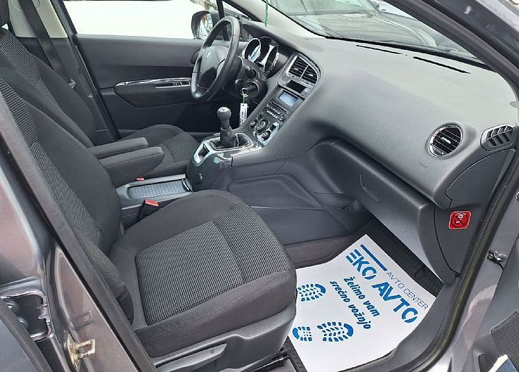 Zunanja slika - Peugeot 5008 - 1.6 16v 120 FAMILY-PANORAMA-SLO-SAMO 159000KM-... - 6