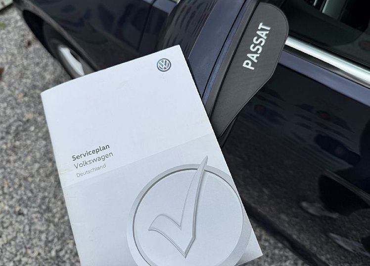 Zunanja slika - VW Passat - Variant 2.0|COMFORTLINE|VIRTUAL|GREJ.SEDEŽ|MEMORY|JAMSTVO - 19