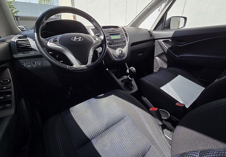 Zunanja slika - Hyundai ix20 - 1.6 CRDi Comfort - 7